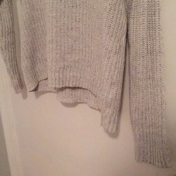 Vince Camuto Sweater - Picture 5 of 7
